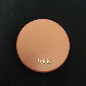 Tarte blush sample in paaarty. Gently used